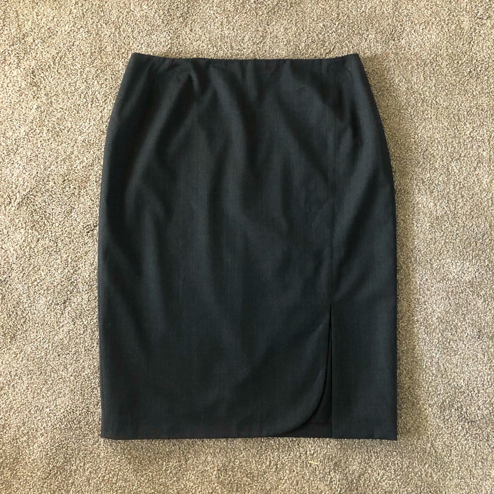 Lafayette 148  NY  96% Wool Skirt Sz 8 Workwear Careers Classic Elegance Pencil